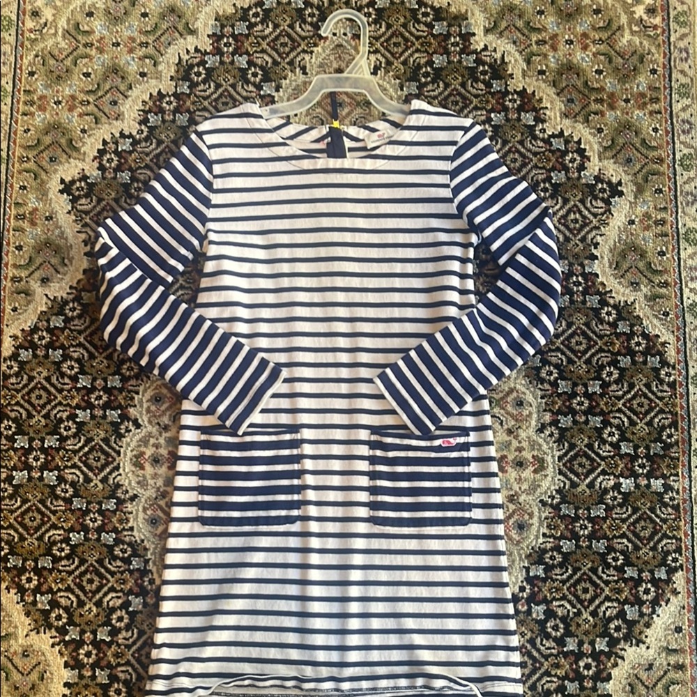 Vineyard vines girls dress size 10-12😍💕👌🏼
